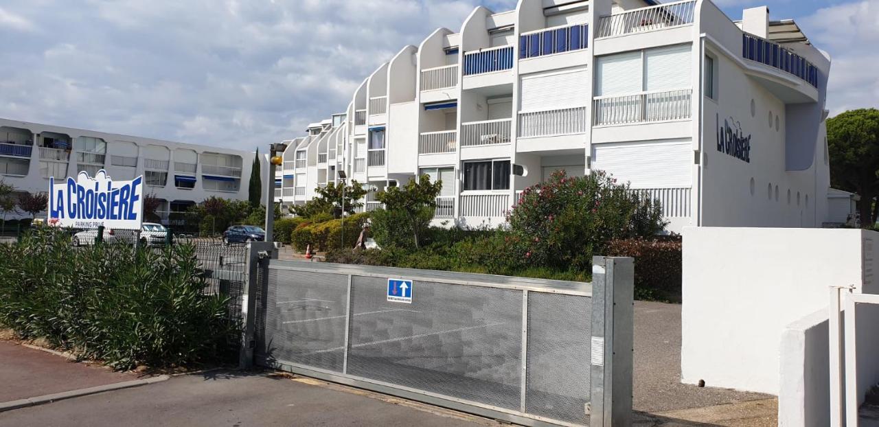 Studio Vue Port, Parking Prive, Terrasse, Clim Le Grau-du-Roi Eksteriør bilde