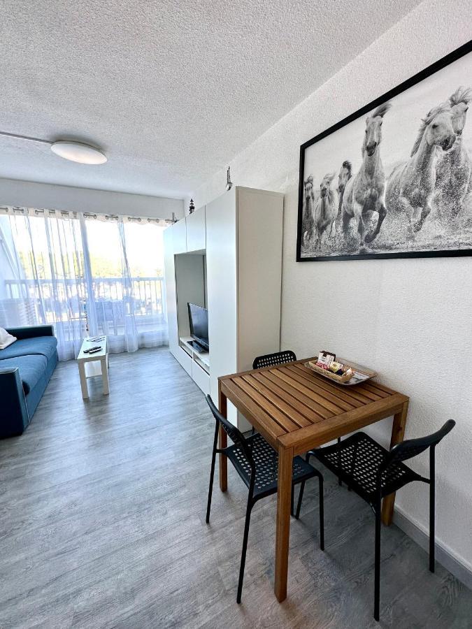 Studio Vue Port, Parking Prive, Terrasse, Clim Le Grau-du-Roi Eksteriør bilde