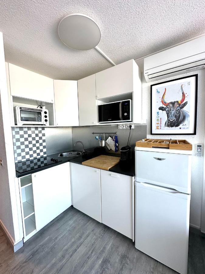 Studio Vue Port, Parking Prive, Terrasse, Clim Le Grau-du-Roi Eksteriør bilde